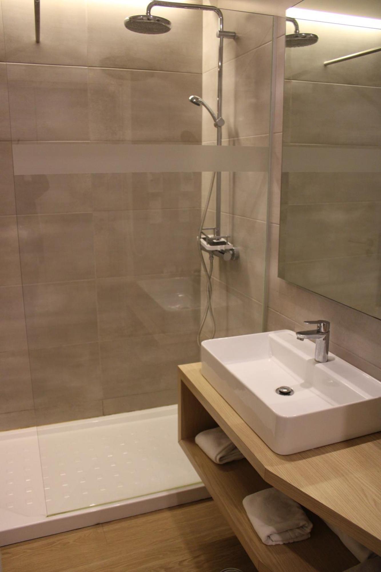 Hotel Francis Беха Екстериор снимка