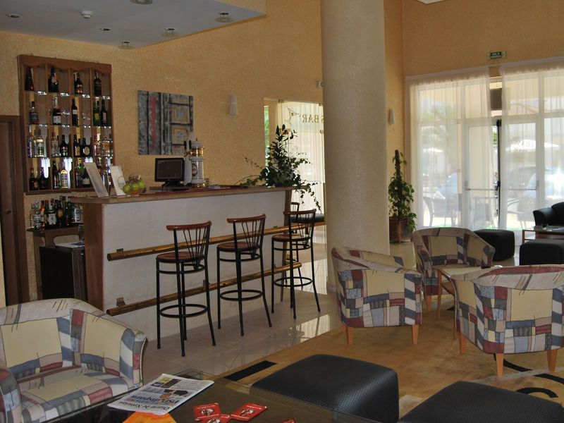 Hotel Francis Беха Екстериор снимка